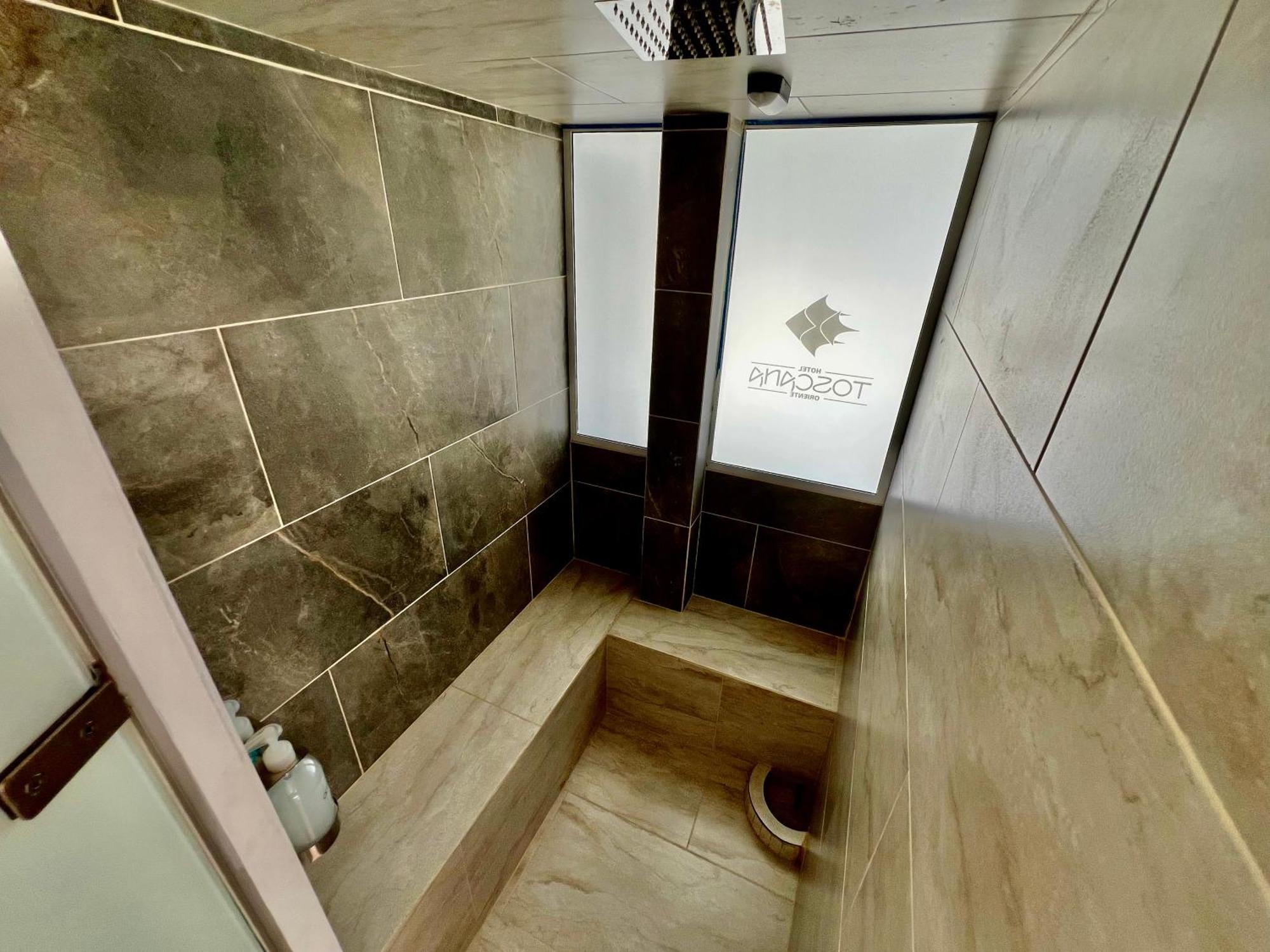 Hotel Toscana Oriente ريونيغرو المظهر الخارجي الصورة