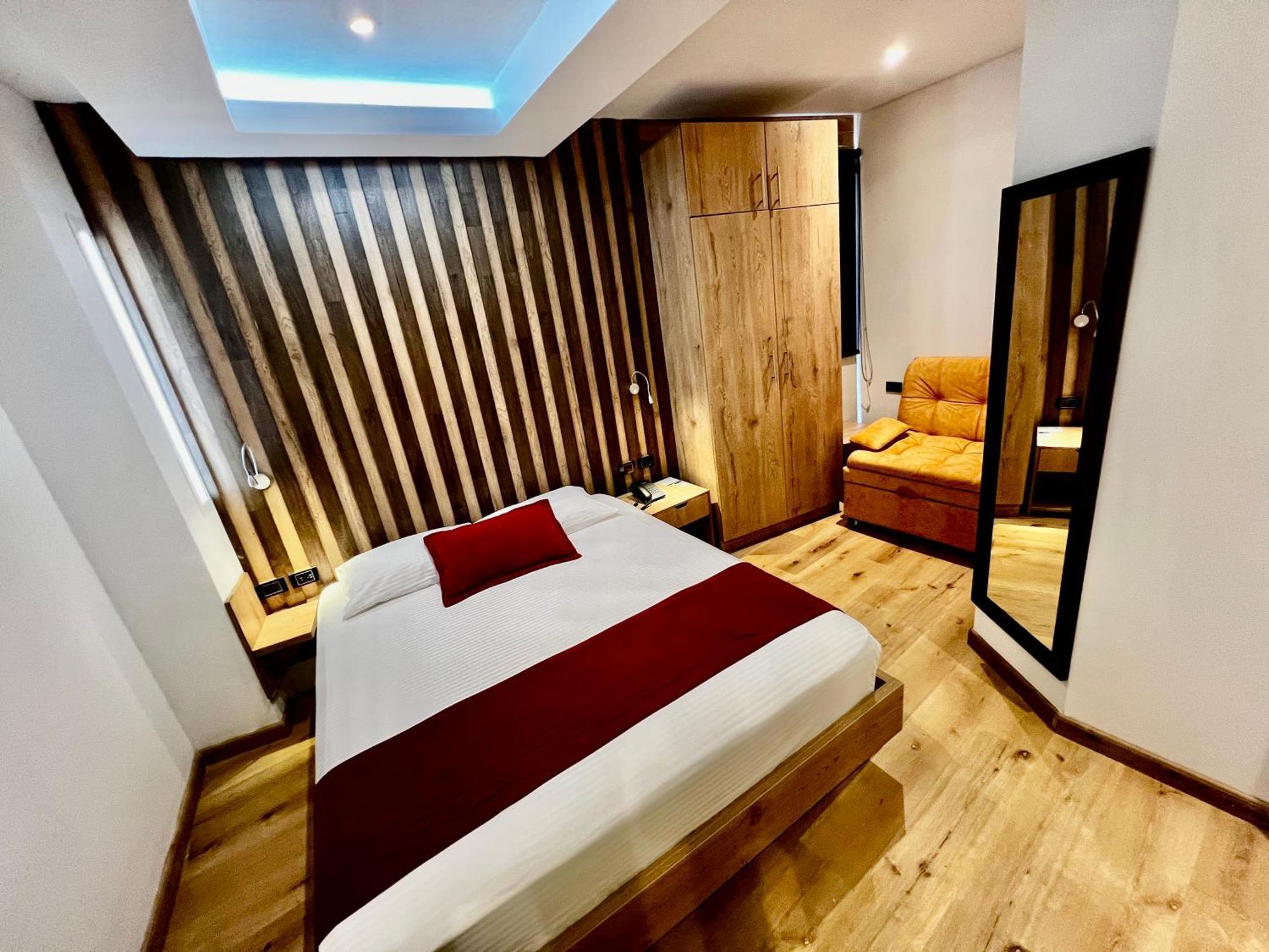 Hotel Toscana Oriente ريونيغرو المظهر الخارجي الصورة