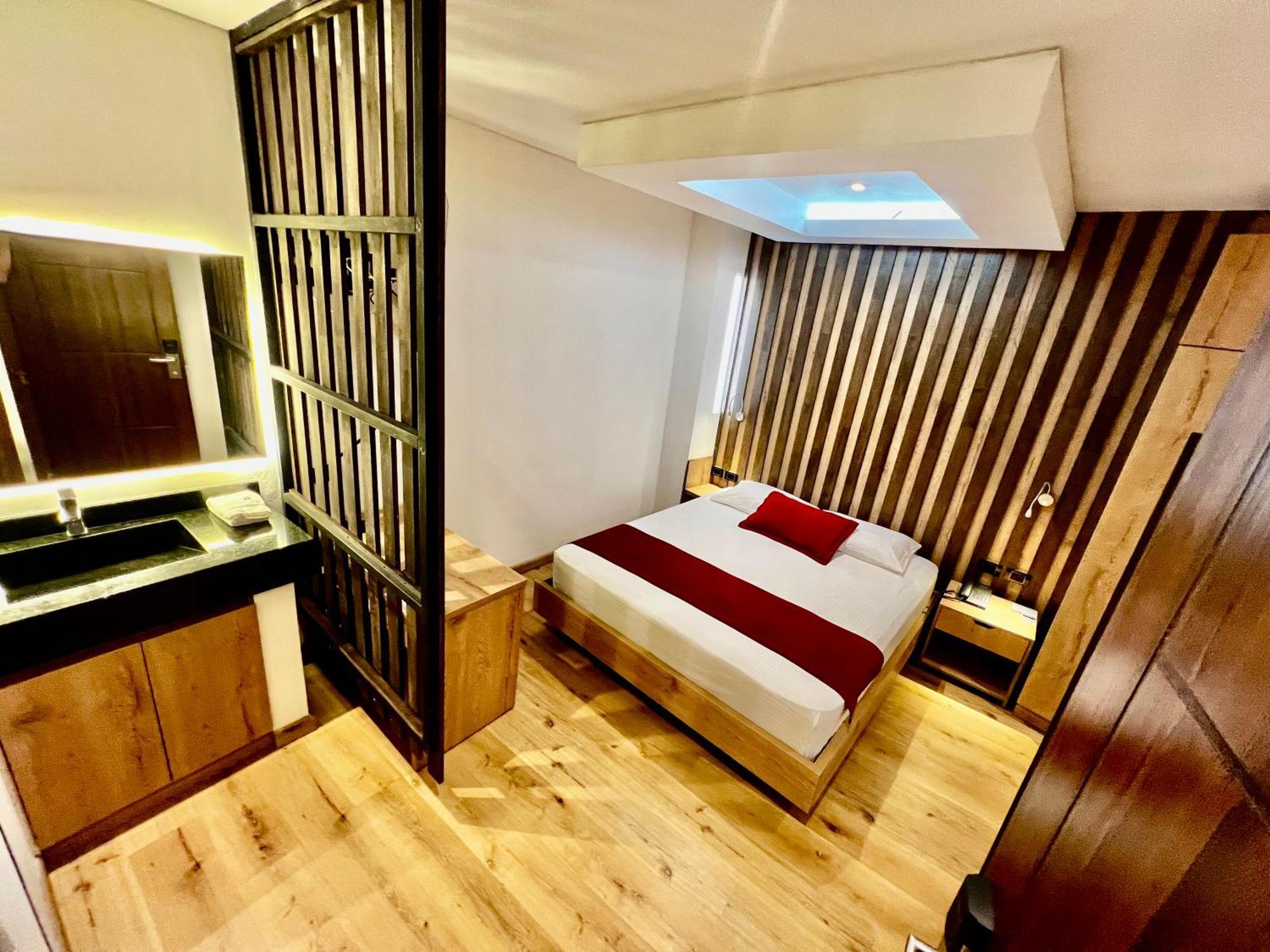Hotel Toscana Oriente ريونيغرو المظهر الخارجي الصورة