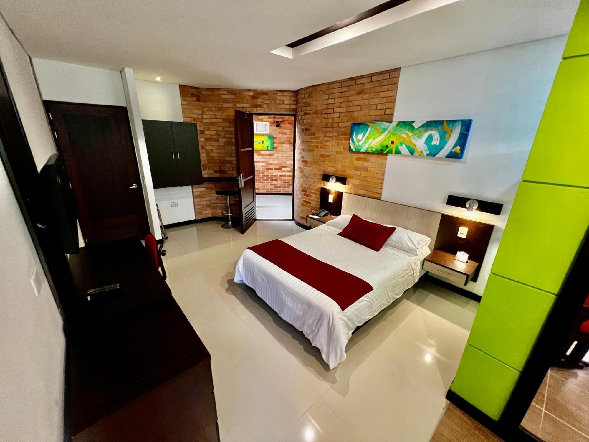 Hotel Toscana Oriente ريونيغرو المظهر الخارجي الصورة